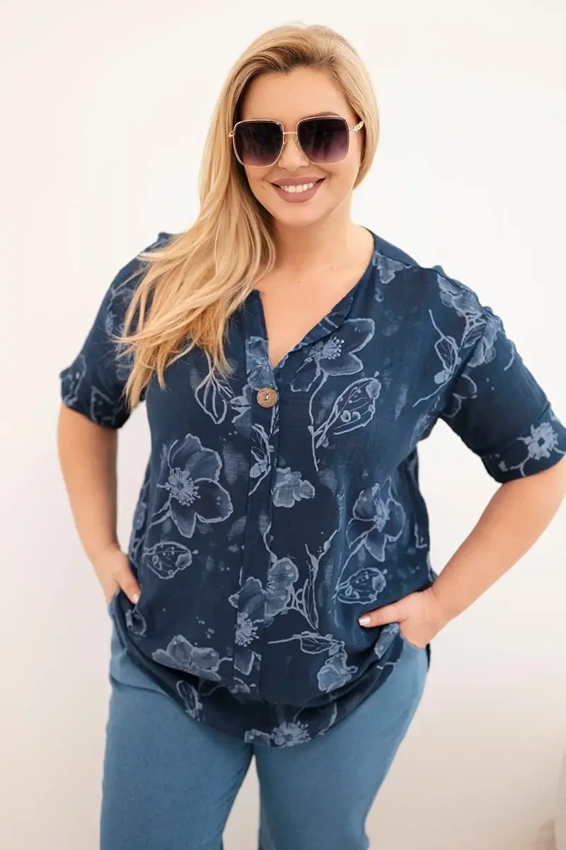 Dámska plus-size blúzka s kvetinovým vzorom