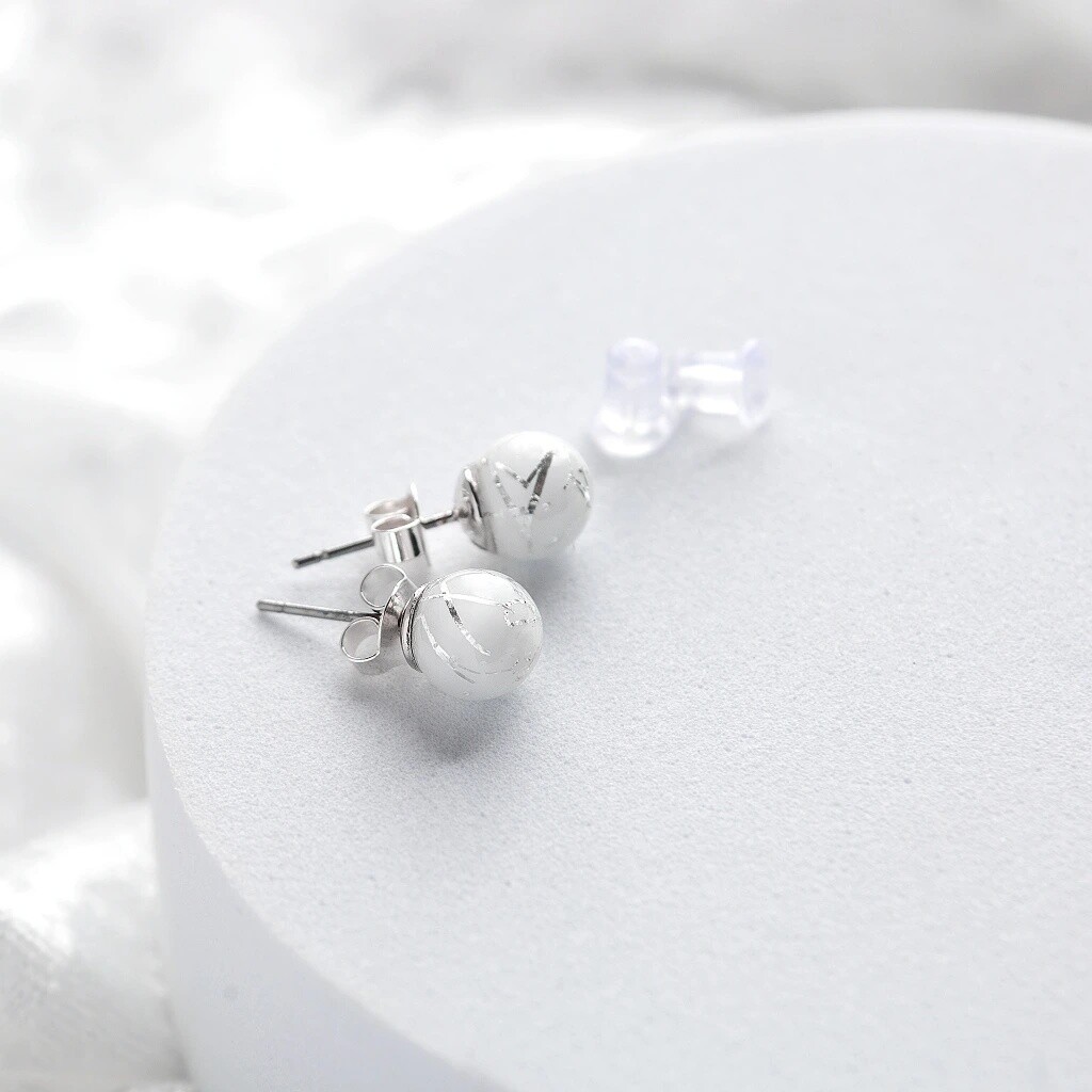 Lampglas Náušnice Snow Nude s rýdzim striebrom ENM6/AG/RHO-PU