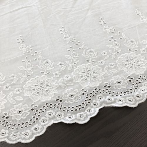 Bavlnená látka EMBROIDERY Leon border