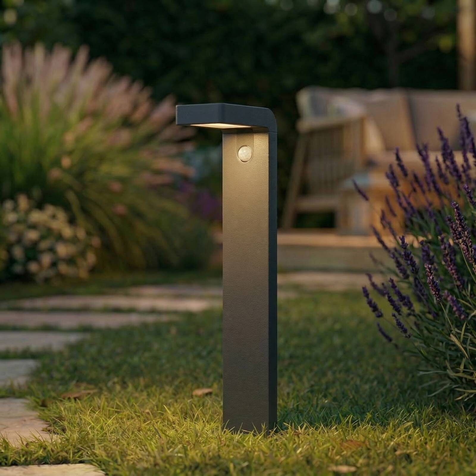 Prios chodníkové LED svetlo Aurino, čierne, 75 cm, senzor