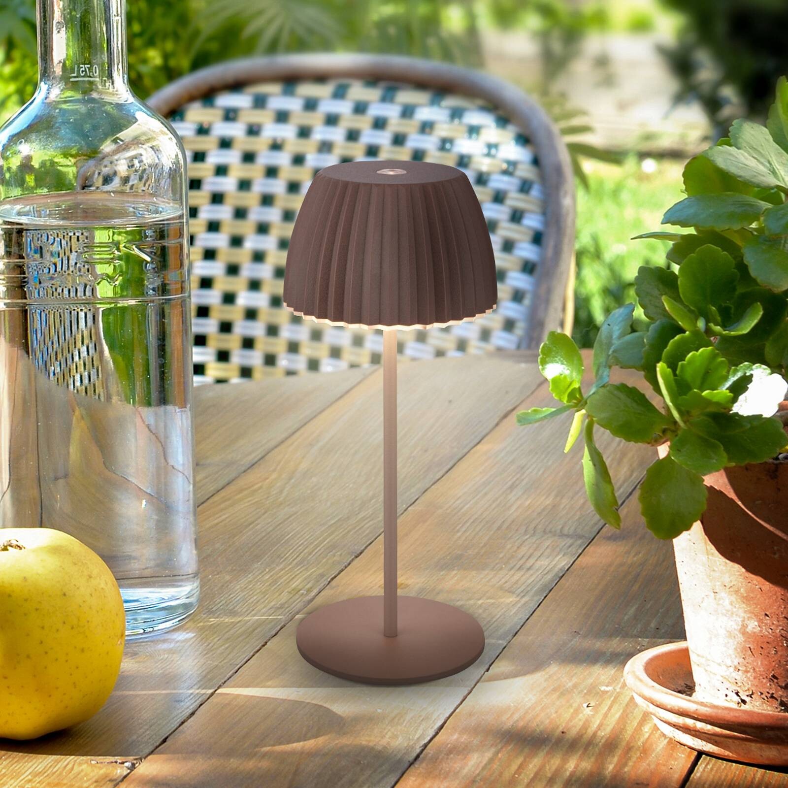 Stolová LED lampa na batérie Brilo unplugged Riffle, 20 cm, umbrasand