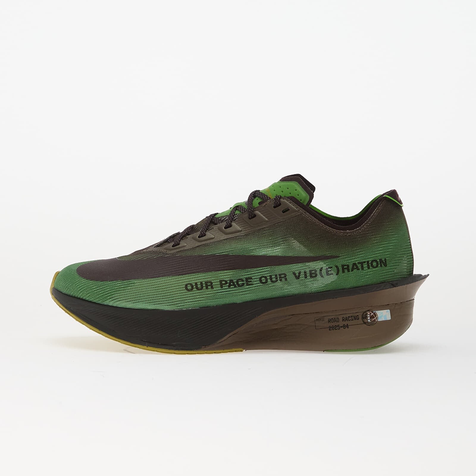 Tenisky Nike Vaporfly 4 Premium Chlorophyll/ Burgundy Ash-Off Noir EUR 46