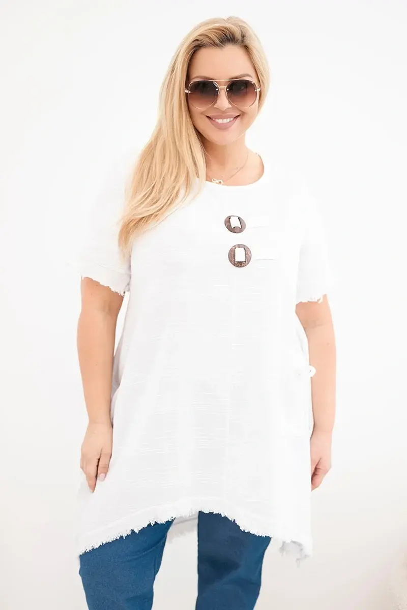 Kesi bavlnené šaty s dlhším chrbtom a vreckom biele