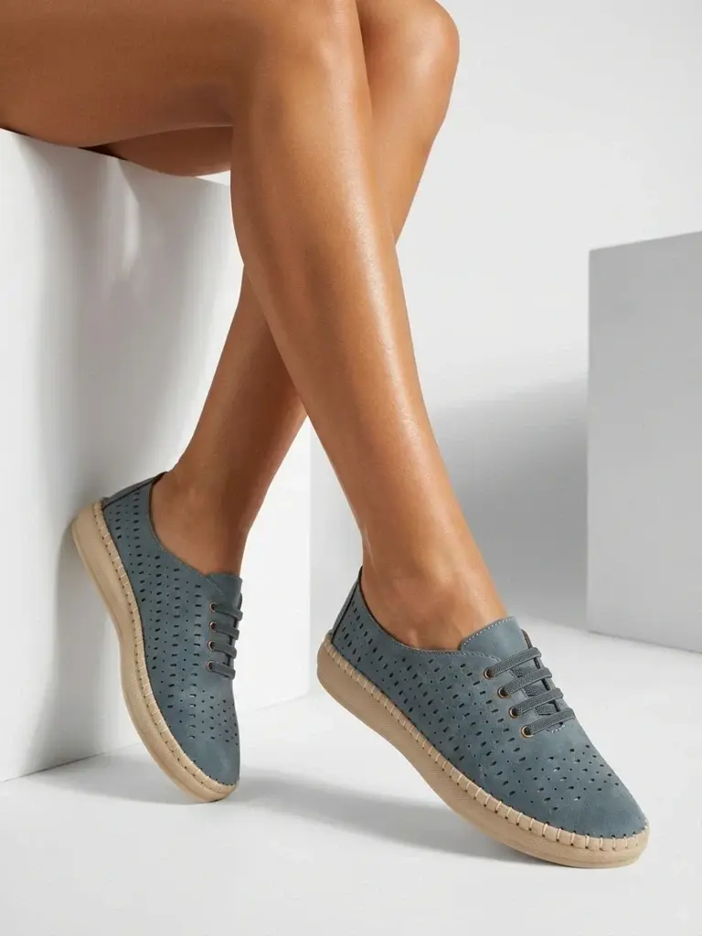 Dámske slip-on topánky Resti Eddier