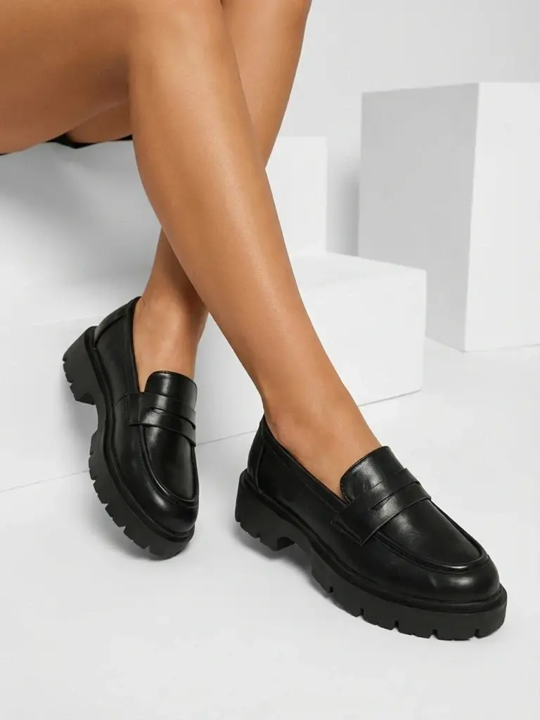 Dámske mokasíny na hrubej podošve Olifes