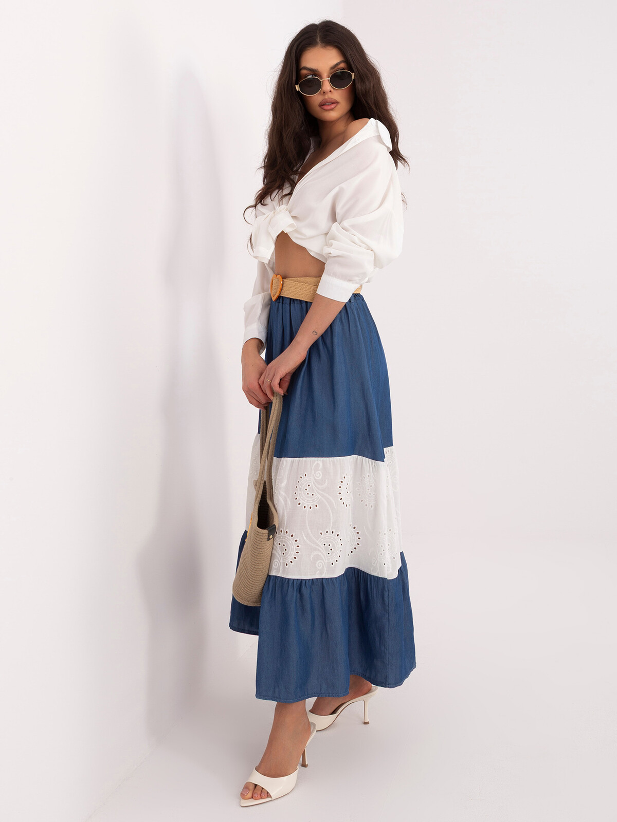 Tmavomodrá áčková sukňa