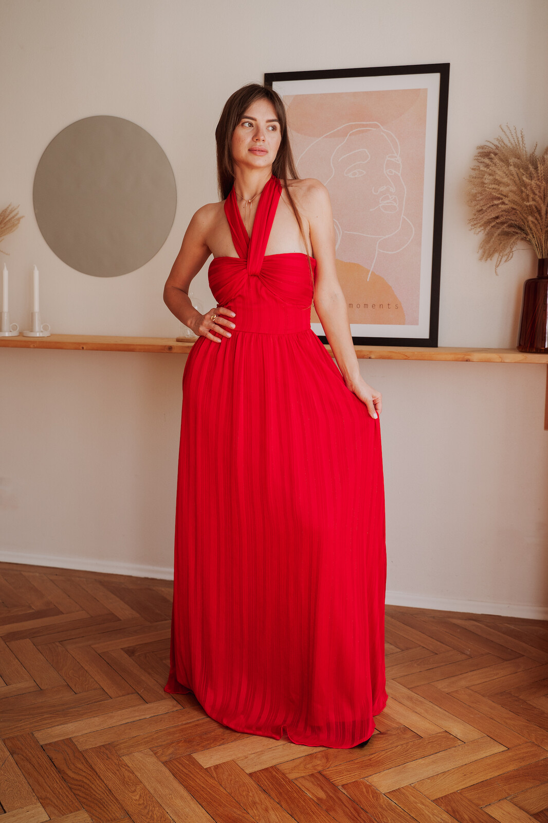 Poškodený tovar - Červené spoločenské šaty s viazaním Veľkosť: M