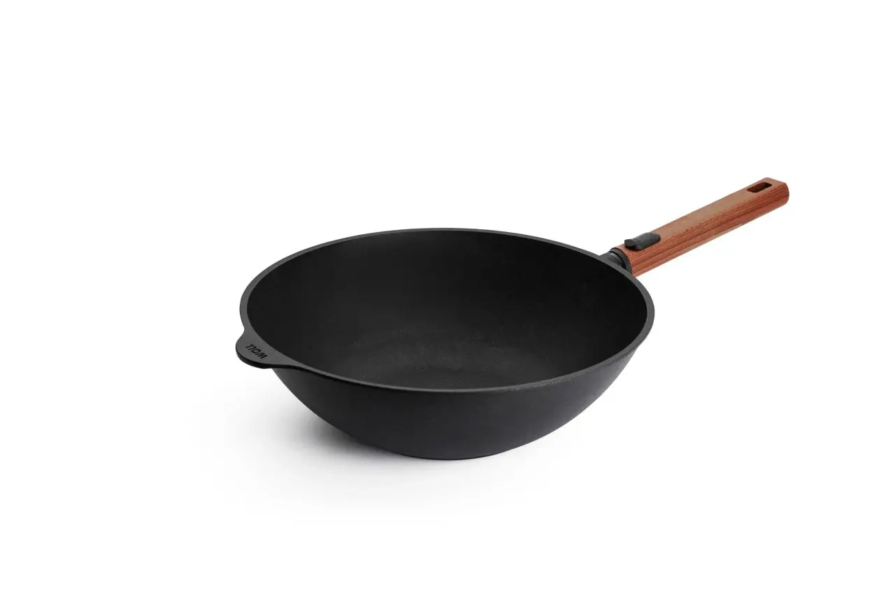 Woll Nepřilnavá wok pánev Eco Logic QXR s dřevěnou odnímatelnou rukojetí, 30 cm 11030WLCI-Q