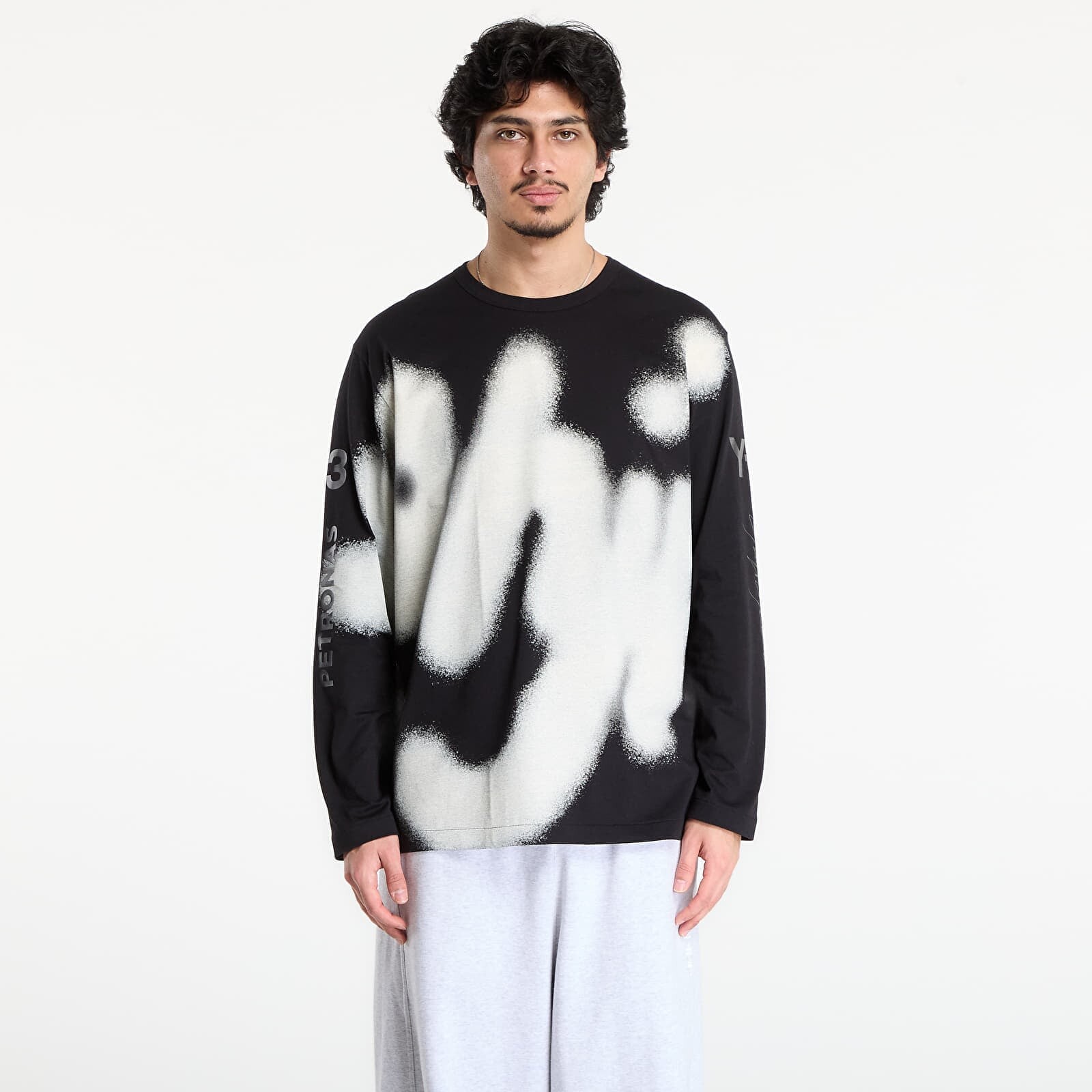 Tričko Y-3 Mercedes AMG Petronas Formula 1 Team Yohji Graphic Long Sleeve T Shirt Black XL