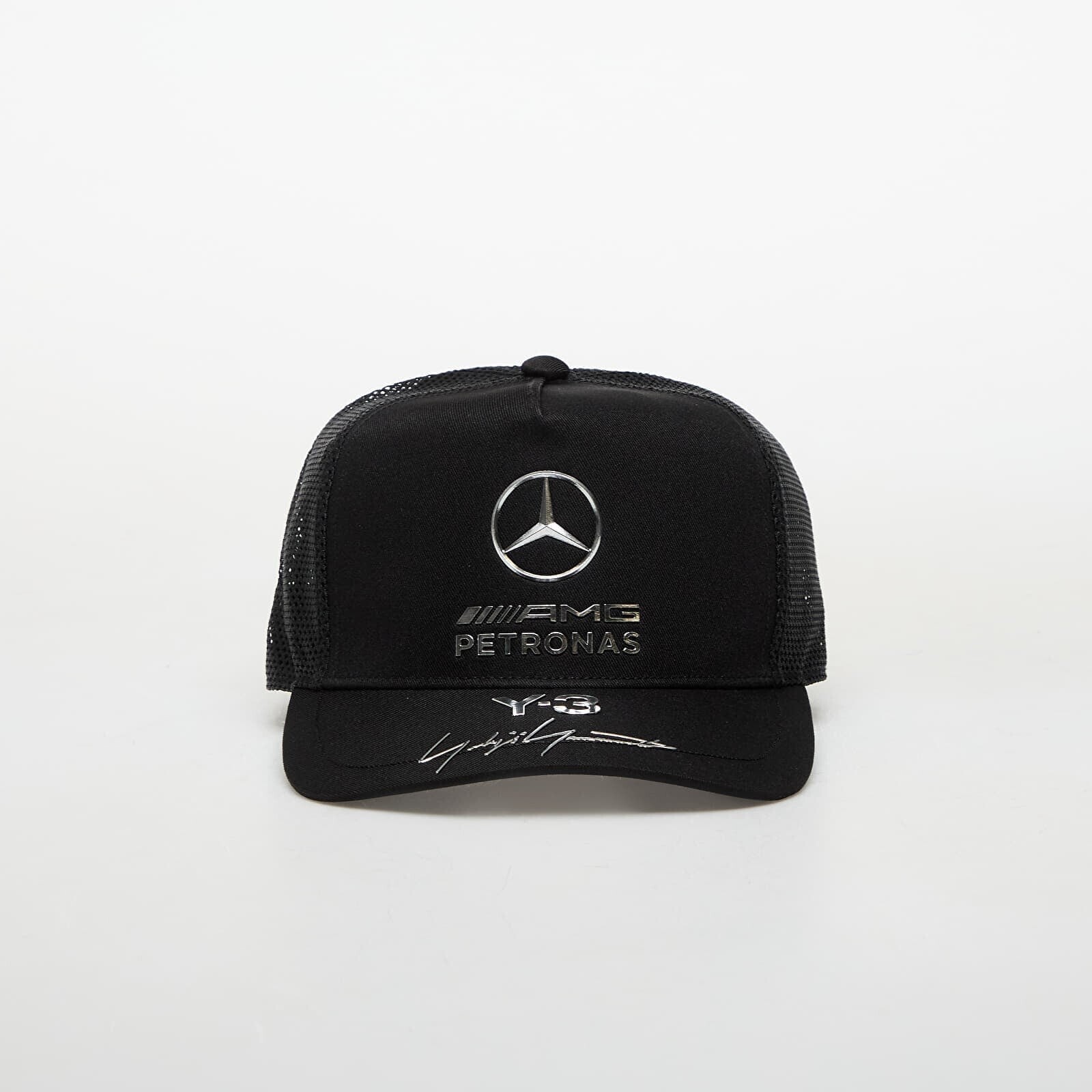 Šiltovka Y-3 Mercedes AMG Petronas Formula 1 Team Trucker Cap Black M