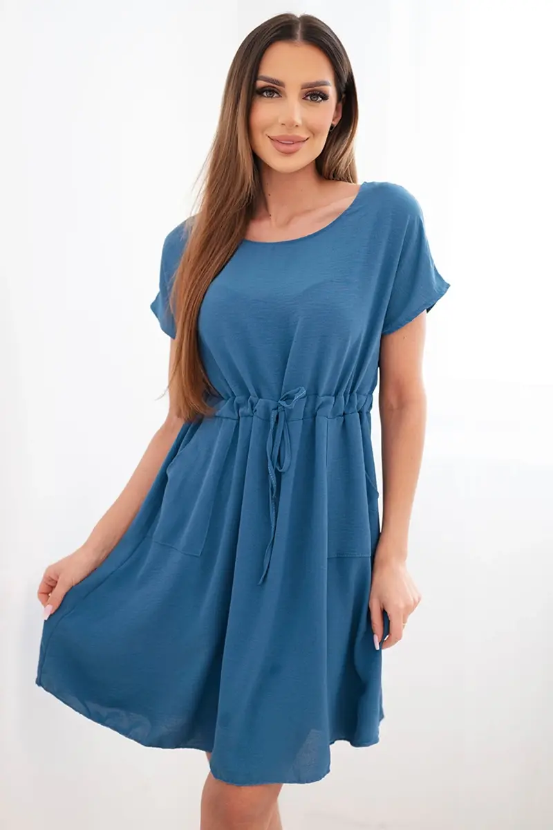 Krátke šaty Kesi s viazaním v páse