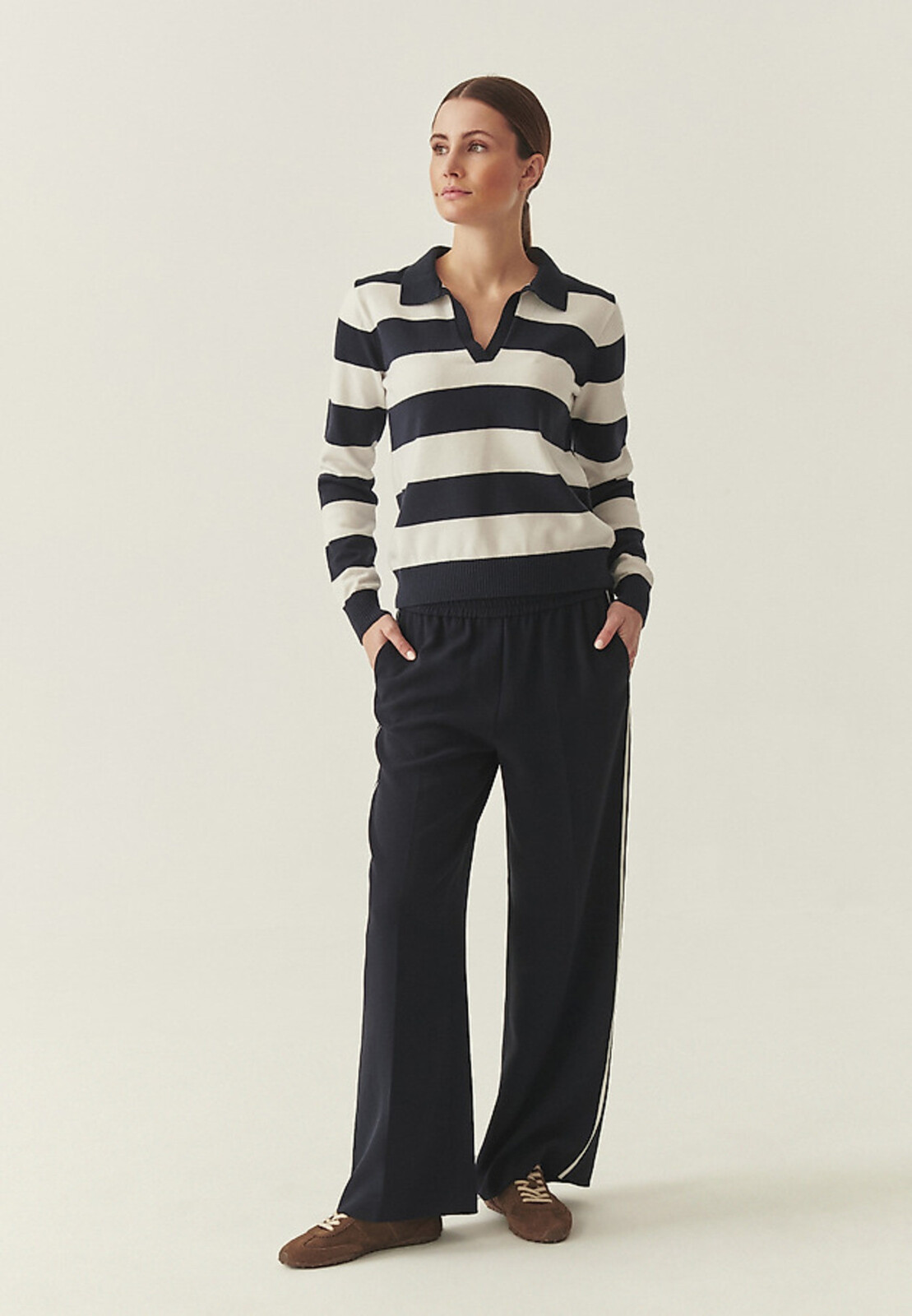 Námornícke široké nohavice s prúžkami