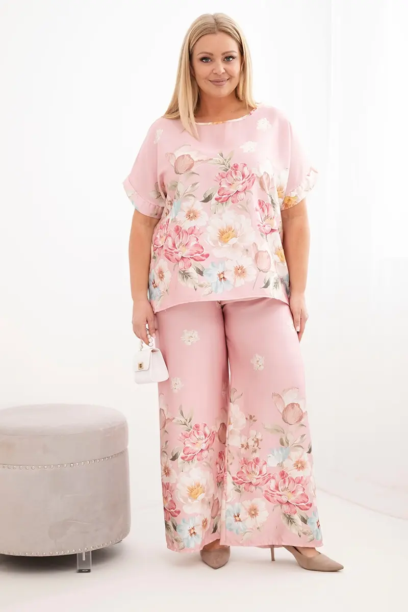 Kesi Plus Size dámska súprava s blúzkou a kvetinovými nohavicami