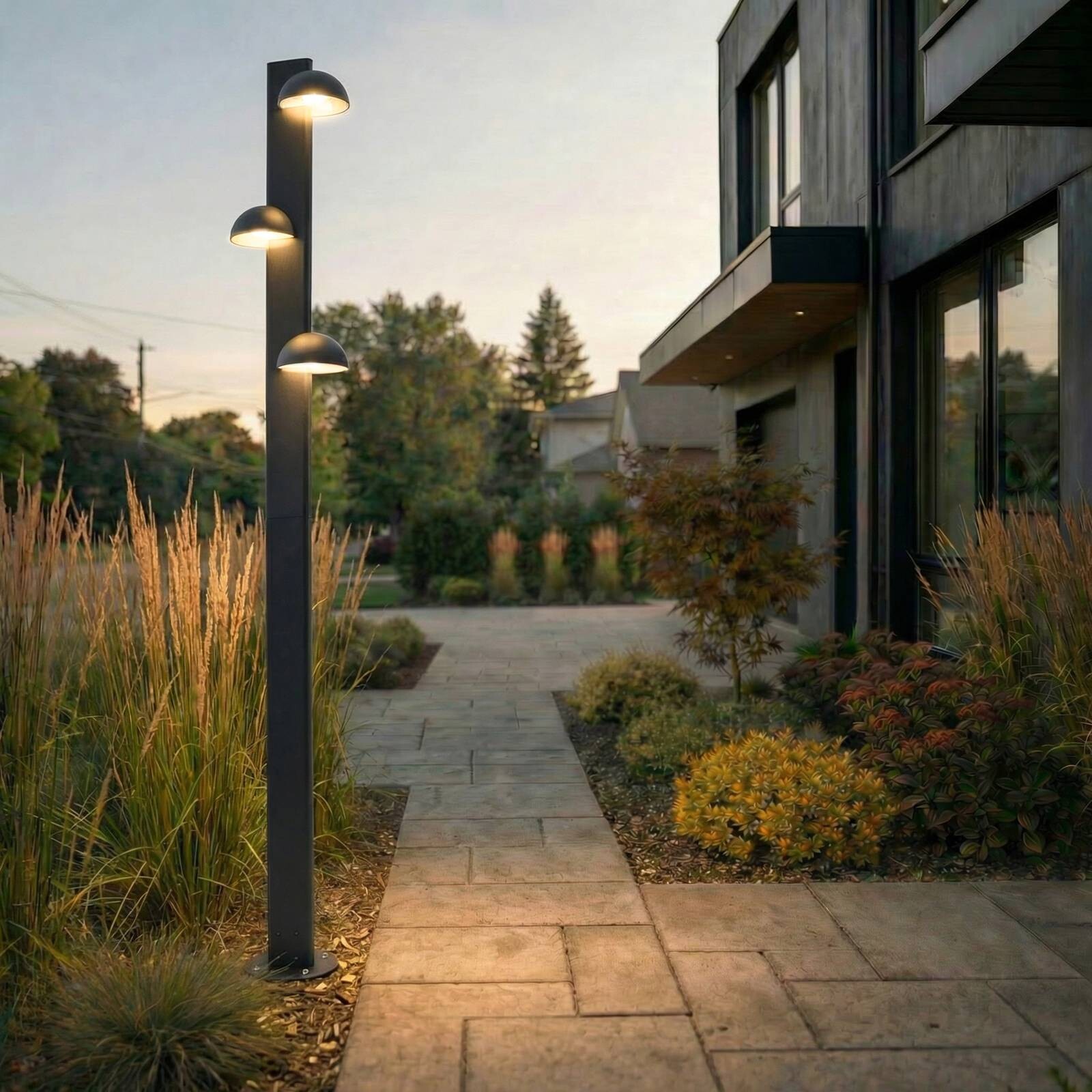 Exterierové LED svietidlo Lucande Velira, čierne, 220 cm, 3-pl.