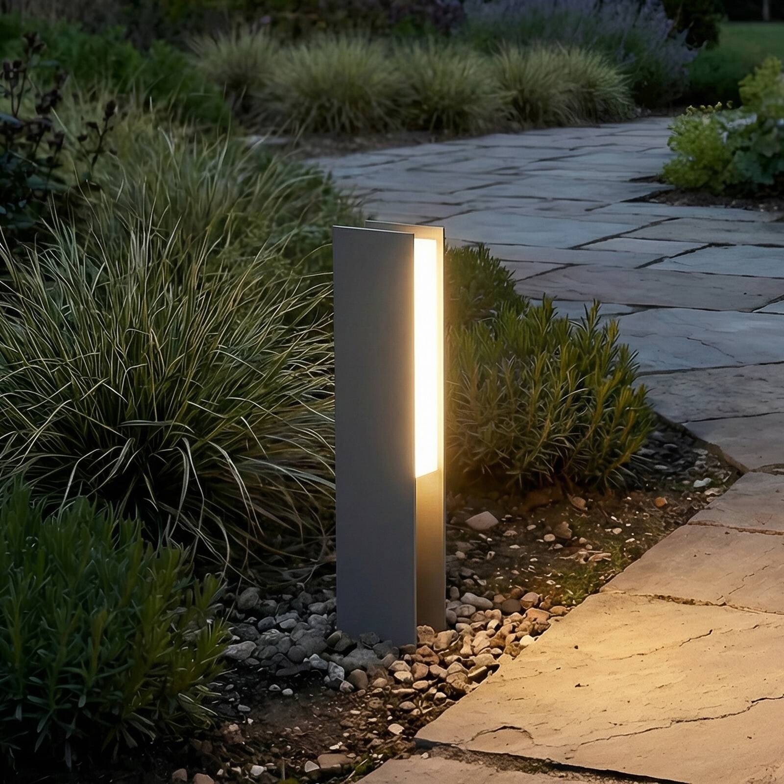 Lucande LED podlahové svietidlo Teerk, výška 30 cm, antracitová farba, IP65