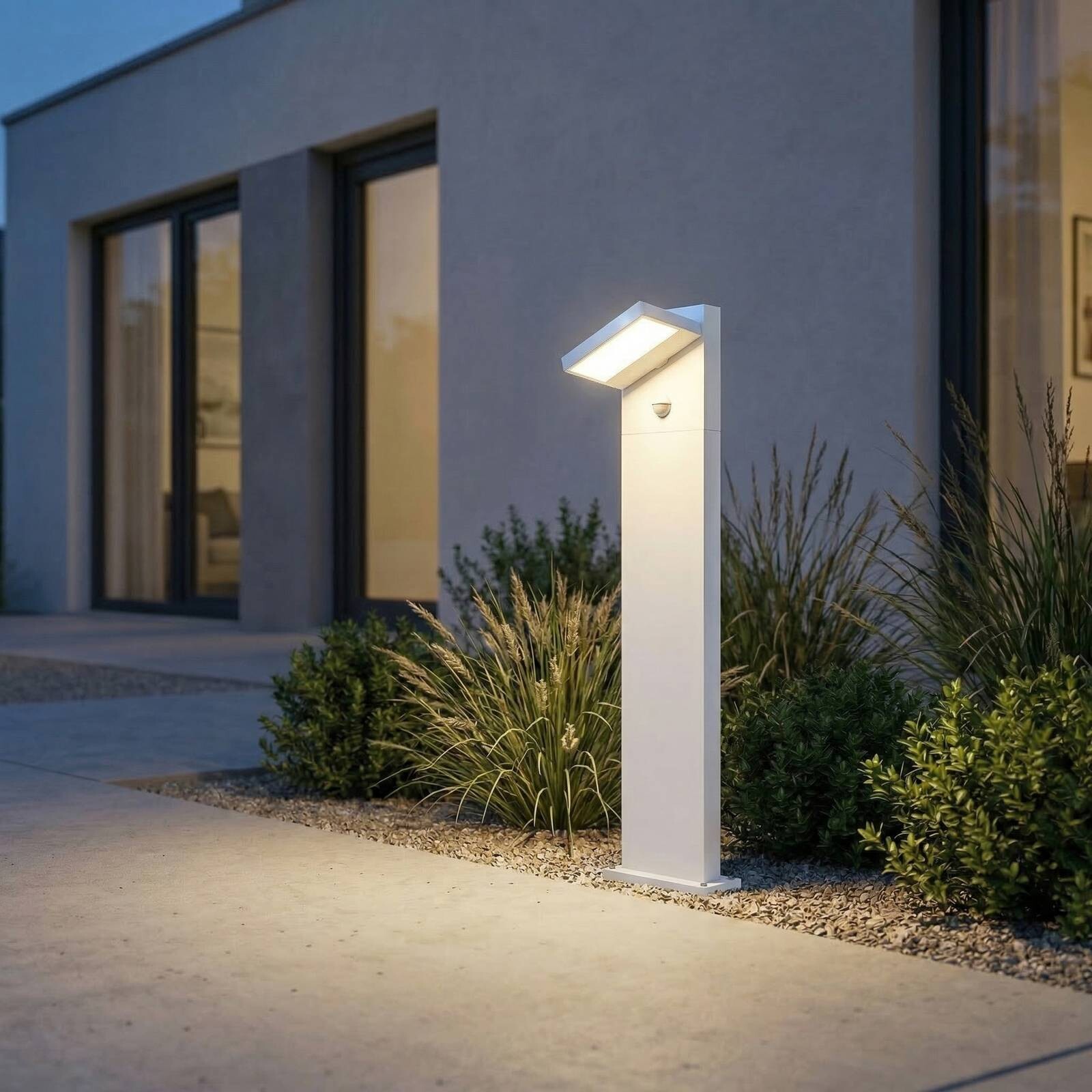 Chodníkové LED svetlo Lucande Silvan, biele, 100 cm, senzor, IP54