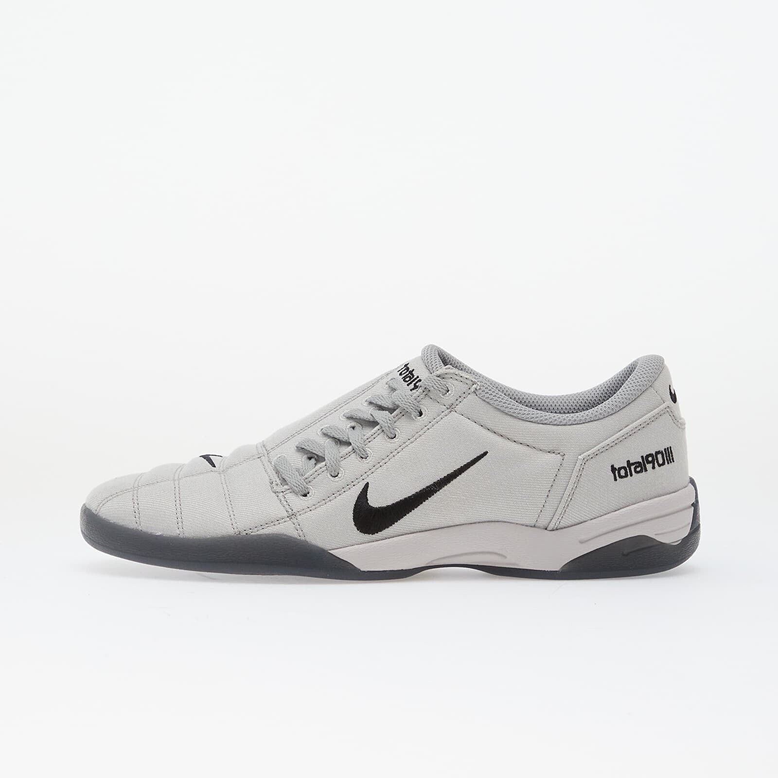 Tenisky Nike Total 90 Premium Lt Smoke Grey/ Black-University Red EUR 45