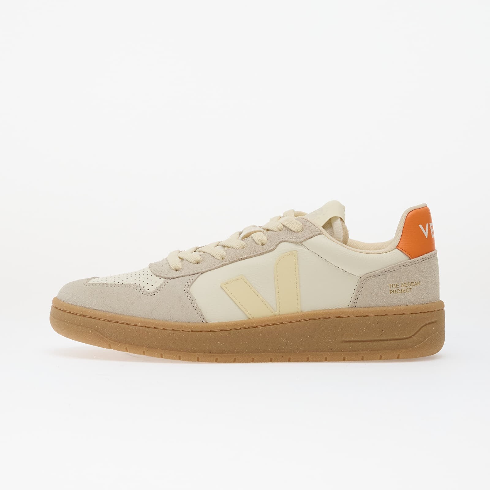 Tenisky Veja V-82 Pure/ Calcaire/ Fury EUR 42