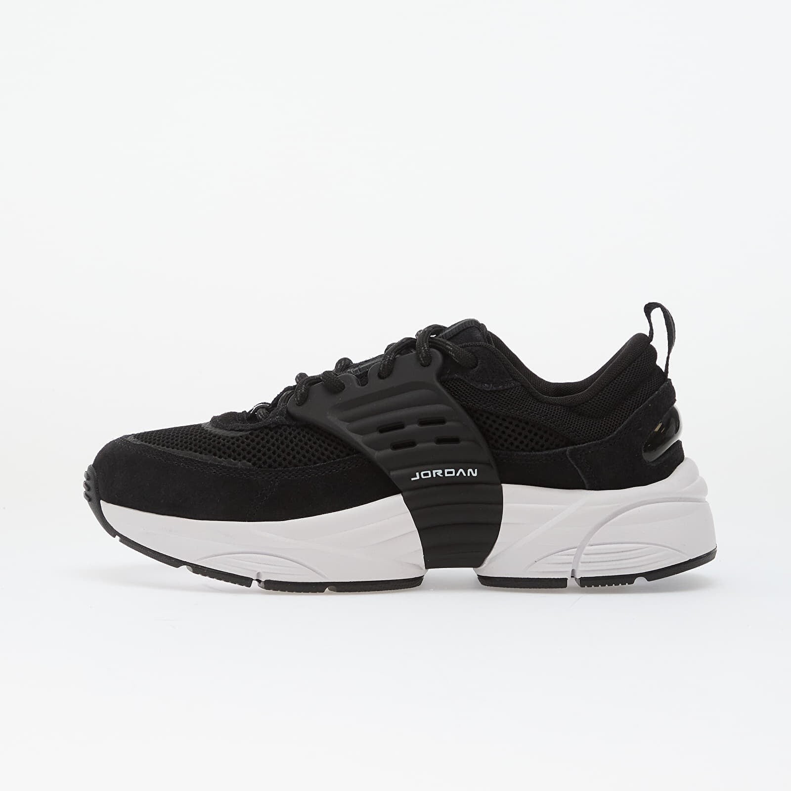 Tenisky Jordan Trunner Black/ White EUR 44