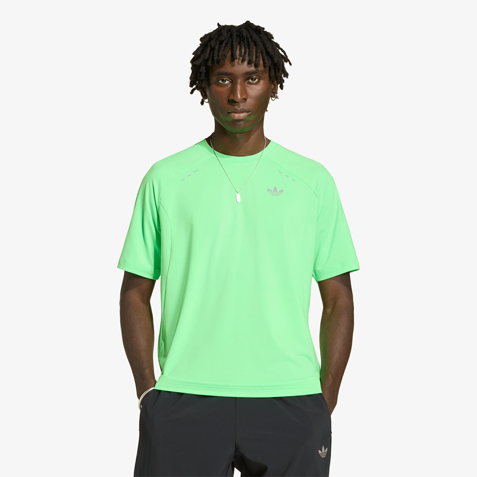 Tričko adidas Tech Trefoil Essentials Polyester T-Shirt Screaming Green L