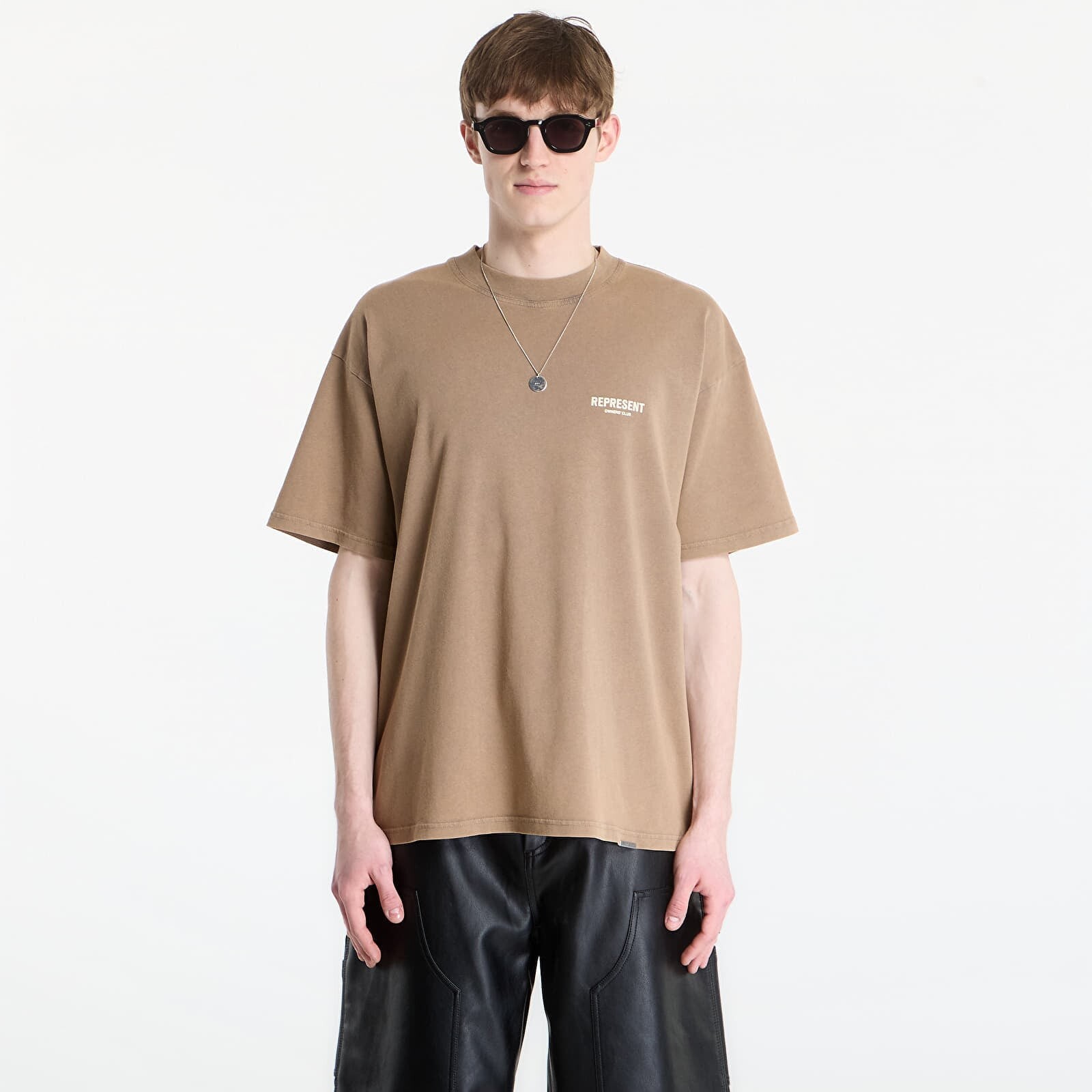 Tričko REPRESENT Owners Club T-Shirt Almond L