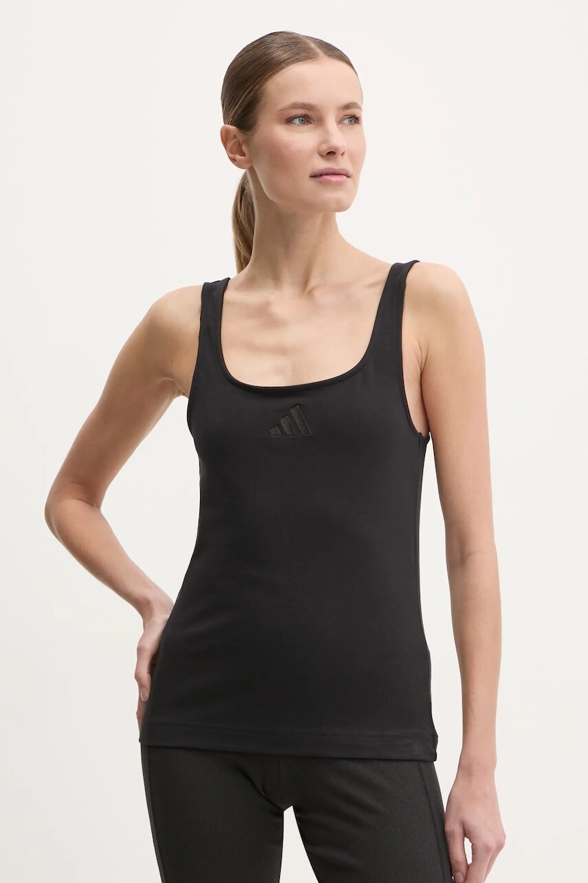 Top adidas ALL SZN Luxe