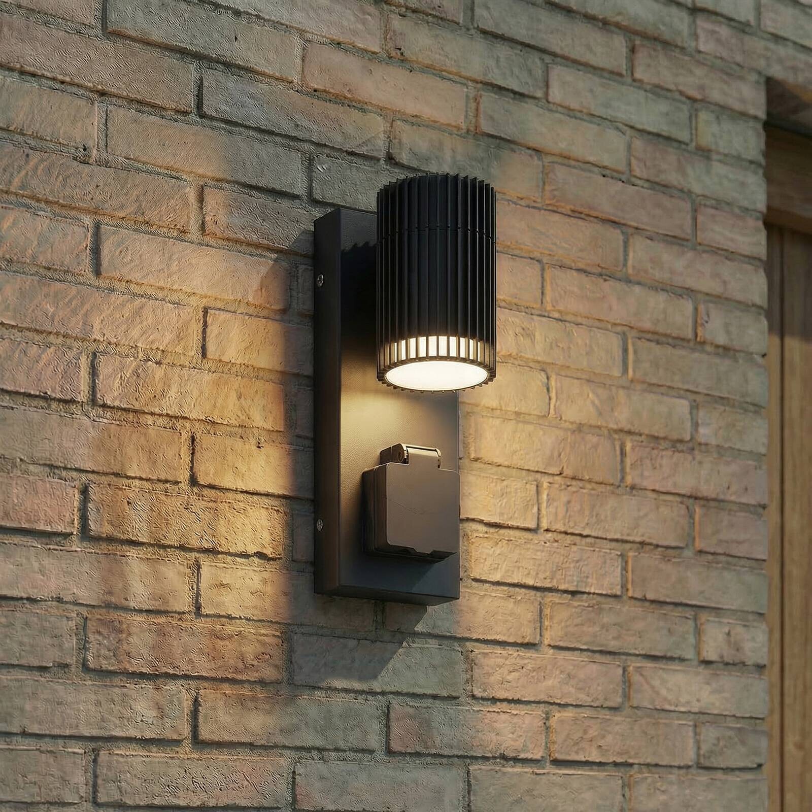 Vonkajšie nástenné svietidlo Lindby Enerio, čierna, zásuvka, GU10, IP44