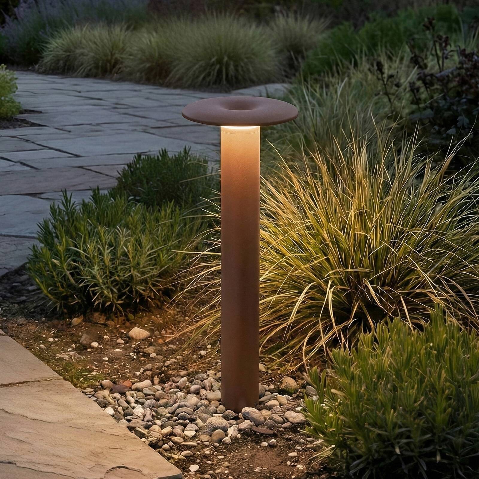Lucande chodníkové LED svetlo Haloa, hnedá/hrdzavá, výška 50 cm, IP54