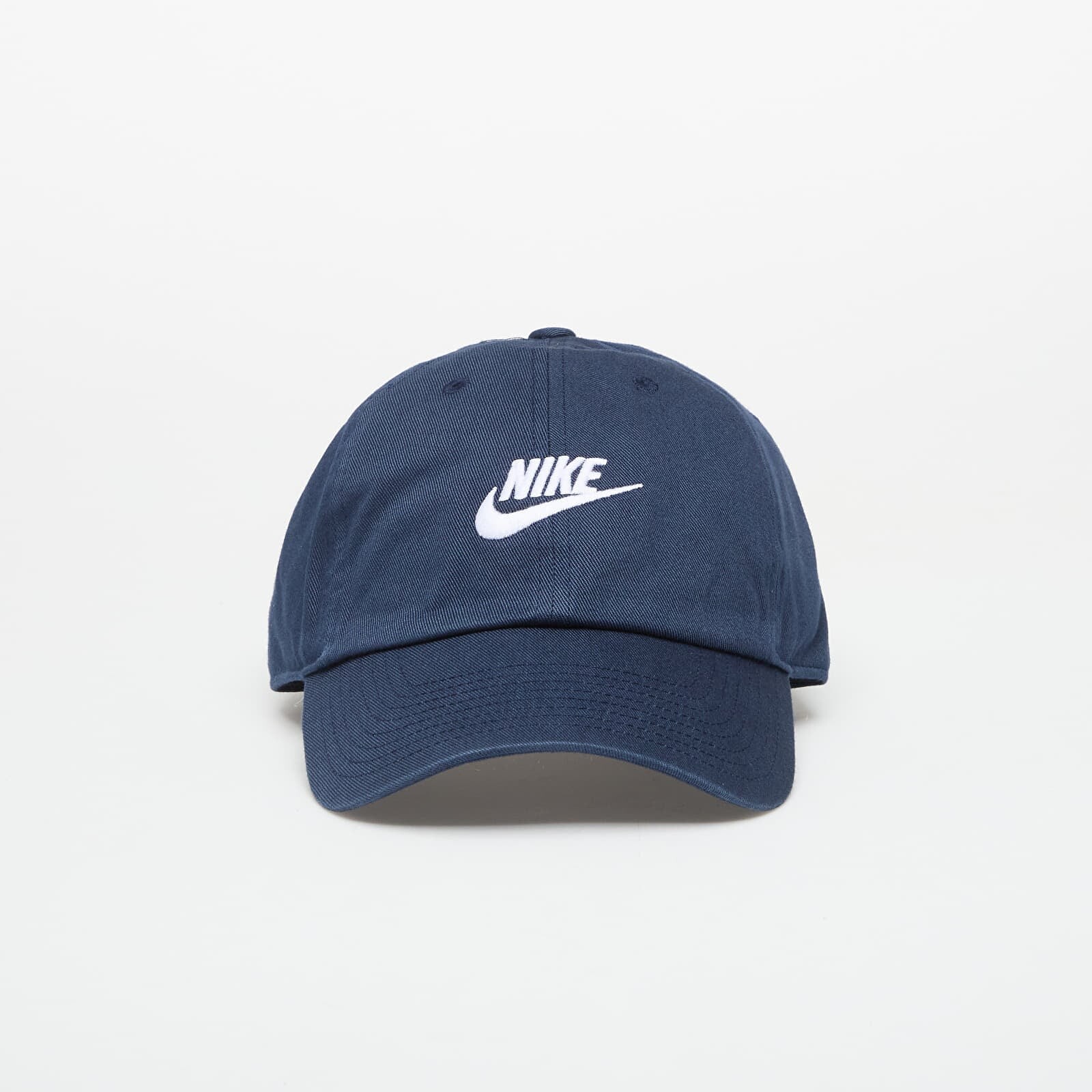 Šiltovka Nike Club Unstructured Futura Wash Cap Obsidian/ White Universal