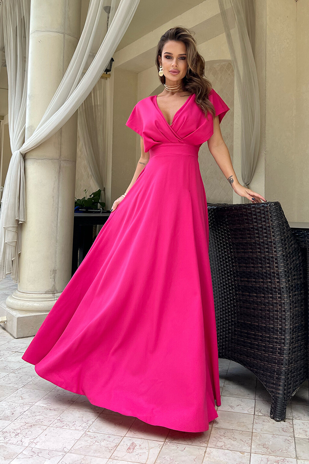 Bicotone Cyklámenové voľné šaty s vysokým rozparkom Veľkosť: L