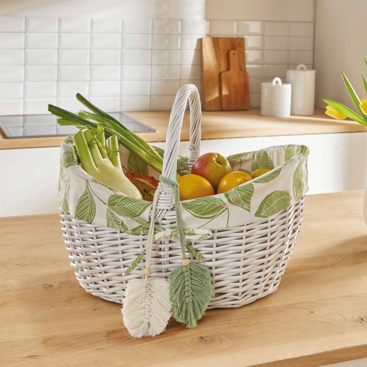 Listy prúteného koša