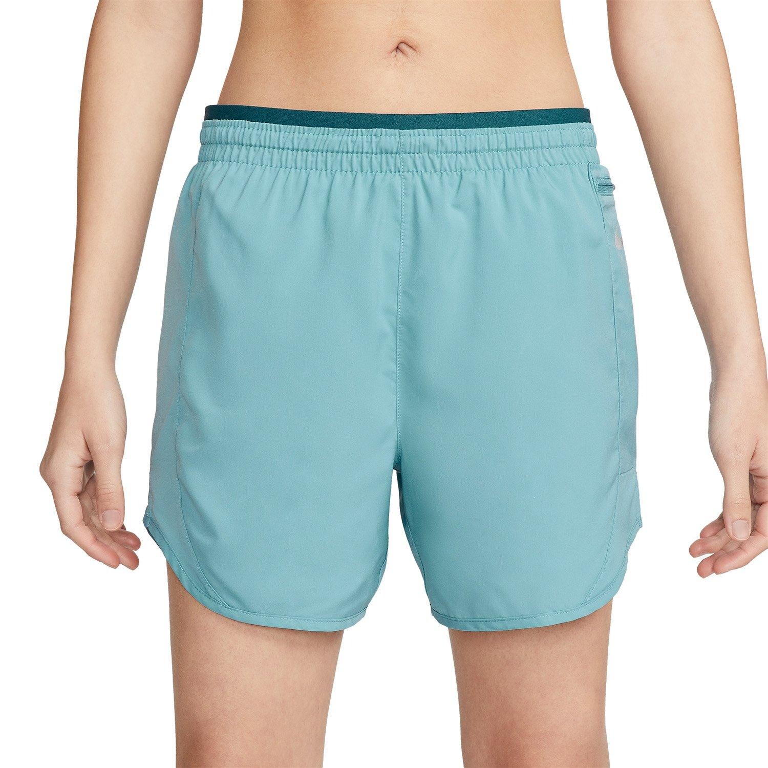 Nike Tempo Luxe 5in Shorts Veľkosť: XS