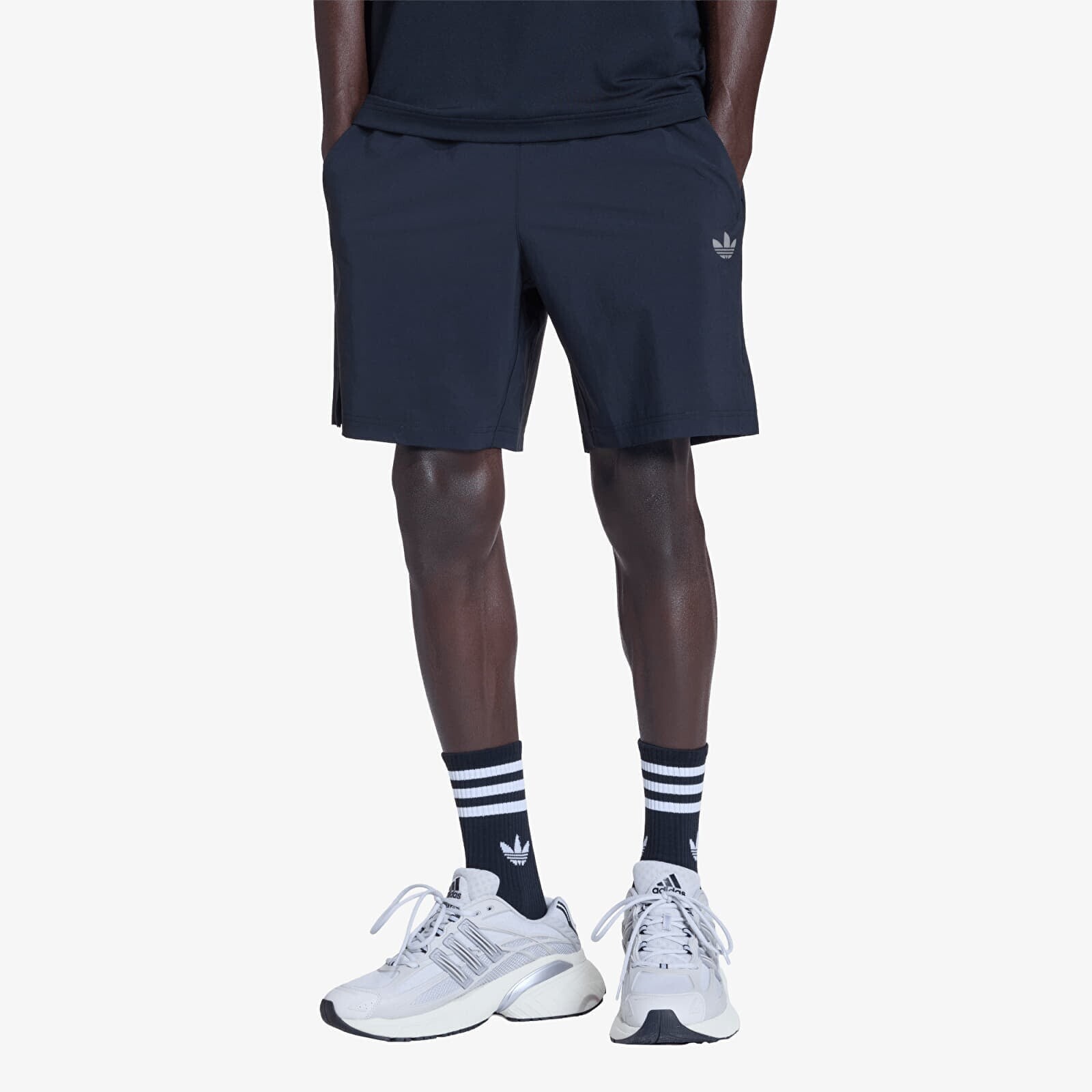 Šortky adidas Tech Trefoil Essentials Polyester Shorts Black L