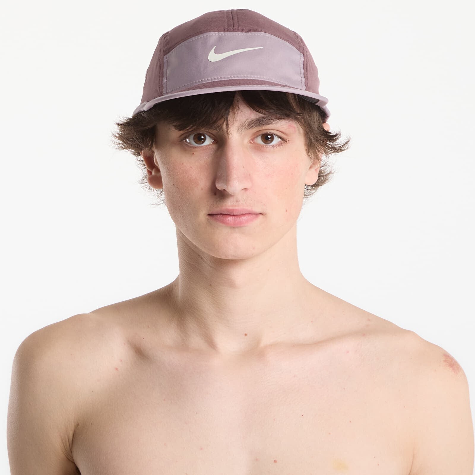 Šiltovka Nike Fly Dri-FIT Unstructured Swoosh Cap Tattoo/ Lt Violet Ore/ Sea Glass M/L