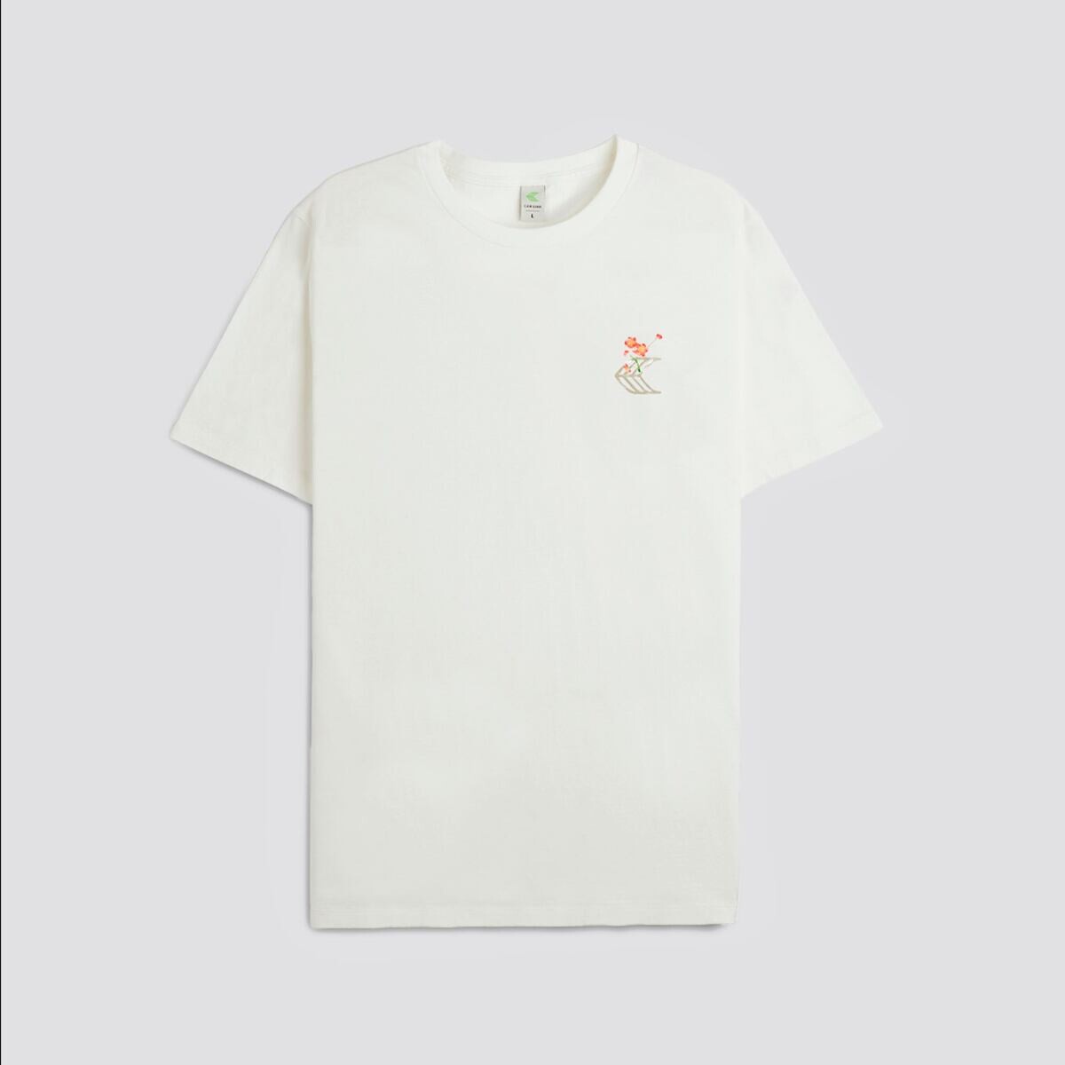 Cariuma T-Shirt Off-White Floral Skateboard