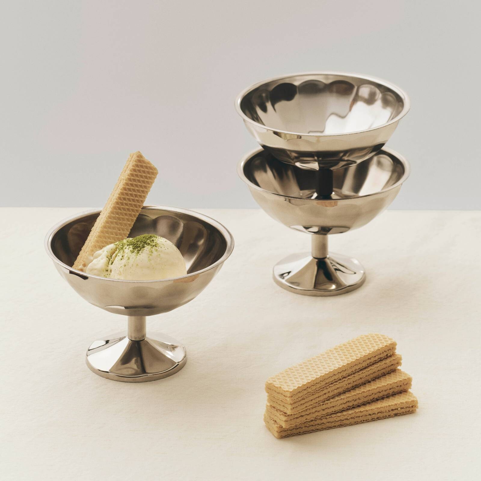 HAY Dezertný pohár Italian, sivý, nerezová oceľ, Ø 12 cm