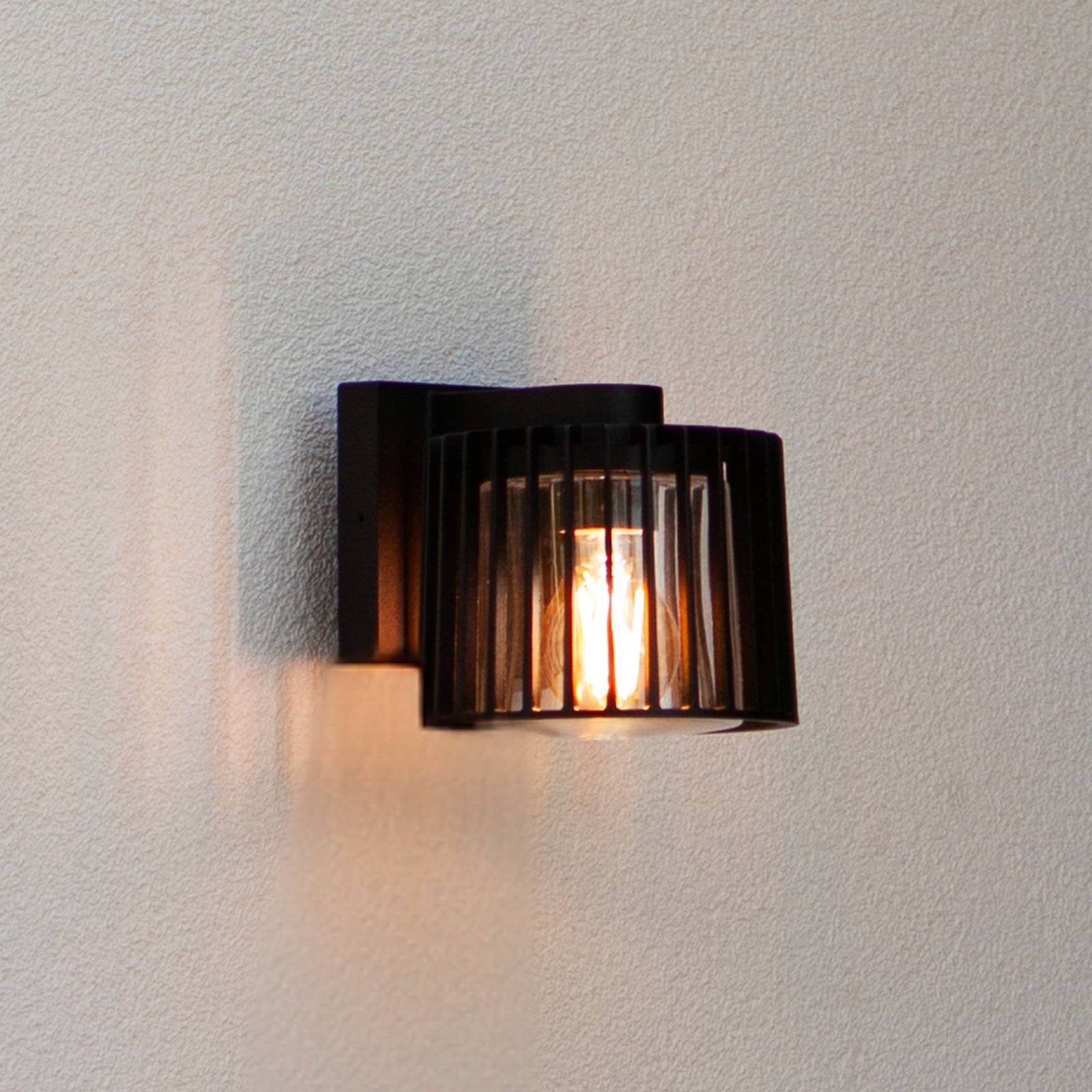 Vonkajšie nástenné svietidlo SHYNE, čierne, 19 cm, kov, IP54, E27