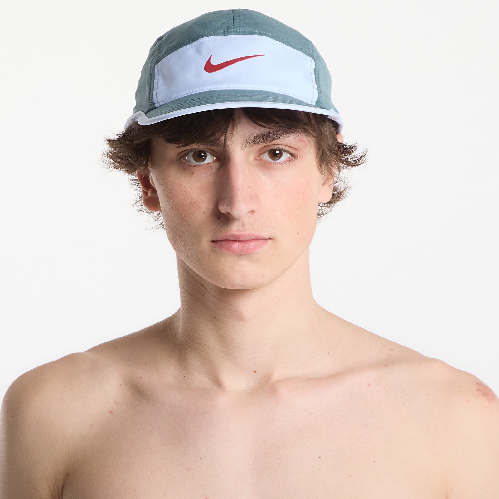 Šiltovka Nike Fly Dri-FIT Unstructured Swoosh Cap Mineral Slate/ Hydrogen Blue/ Team Crimson S/M