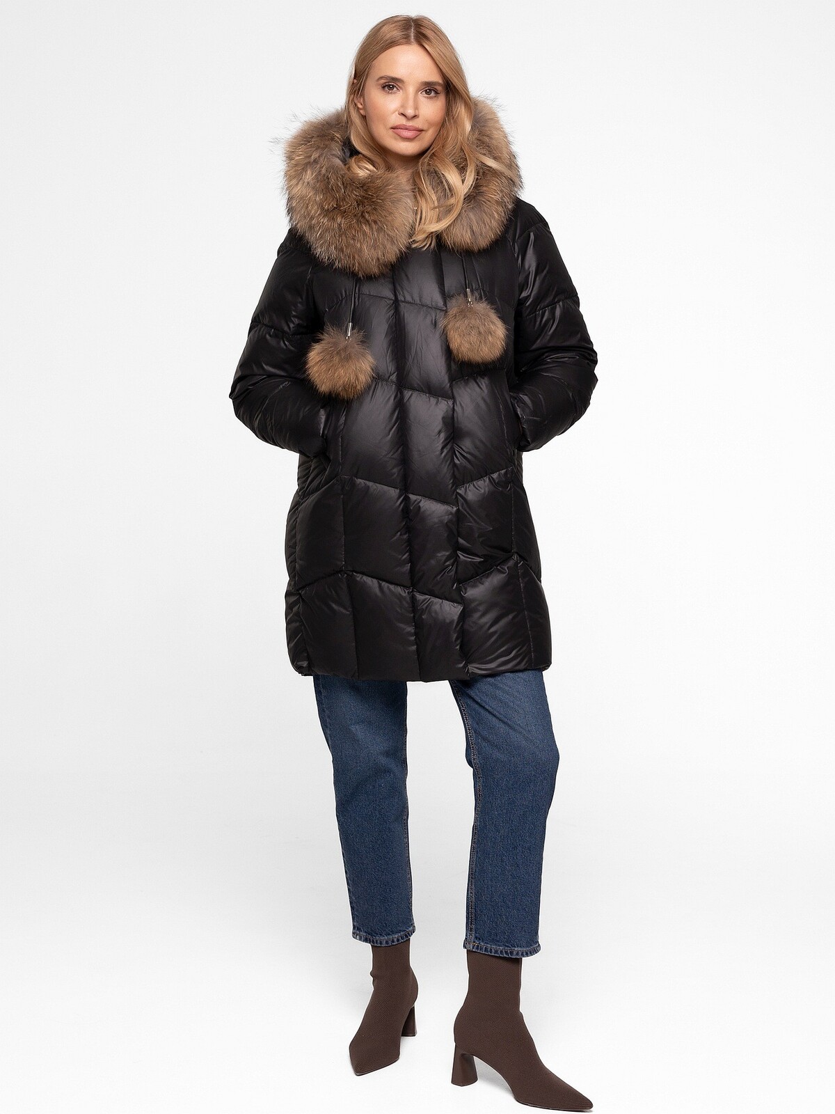 PERSO dámska páperová bunda s kožušinou a brmbolcami