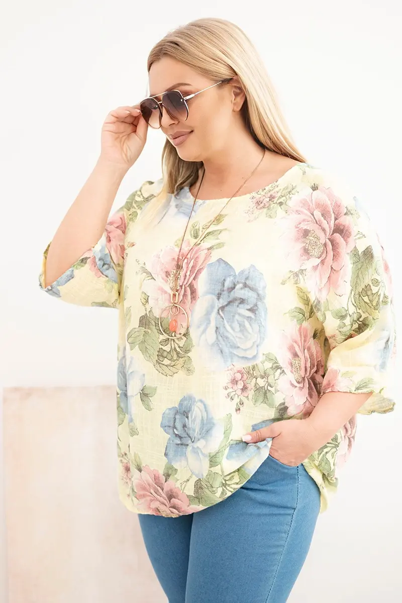 Dámska kvetinová blúzka Plus Size