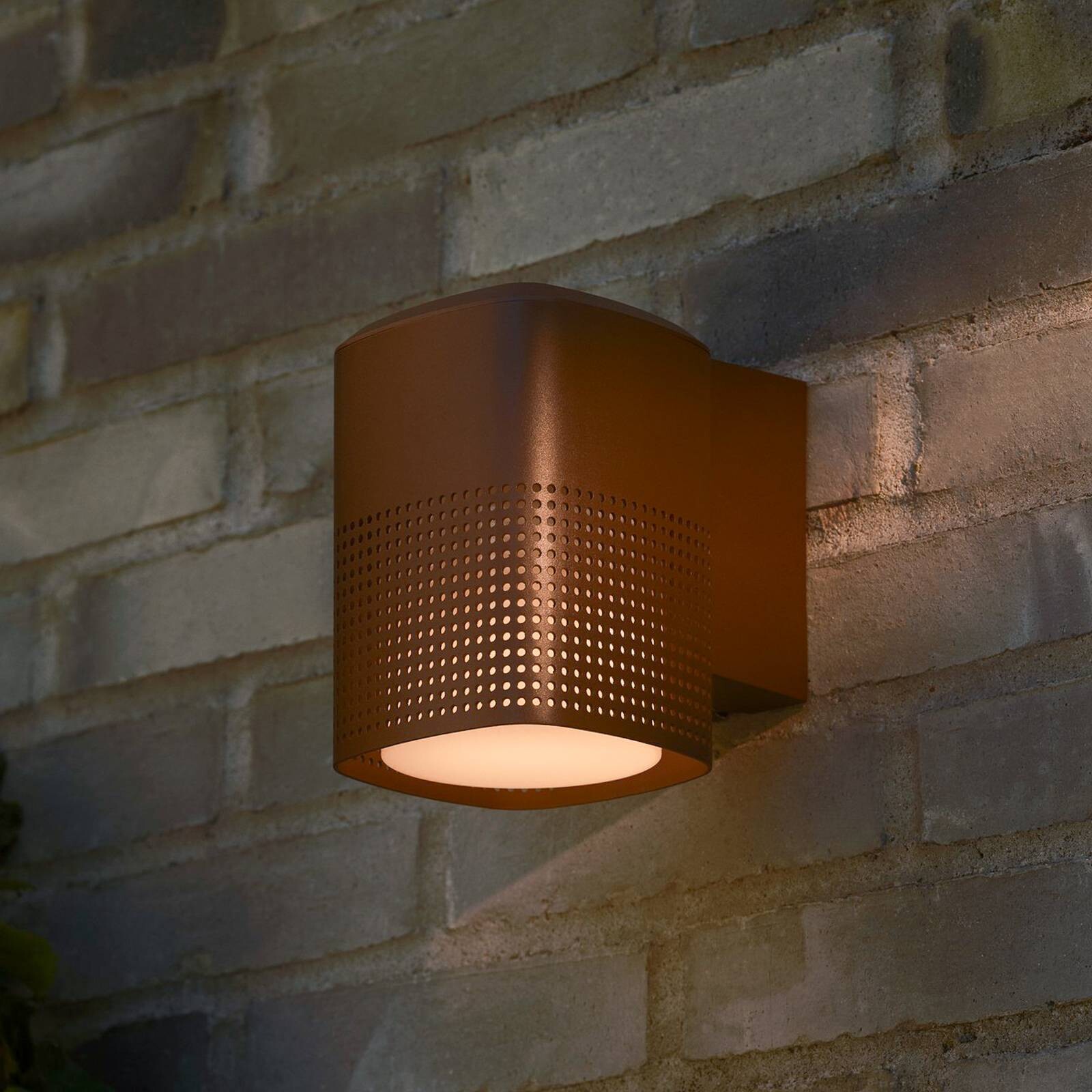 Vonkajšie nástenné svietidlo Sidara Seaside, hnedé, IP54, E27