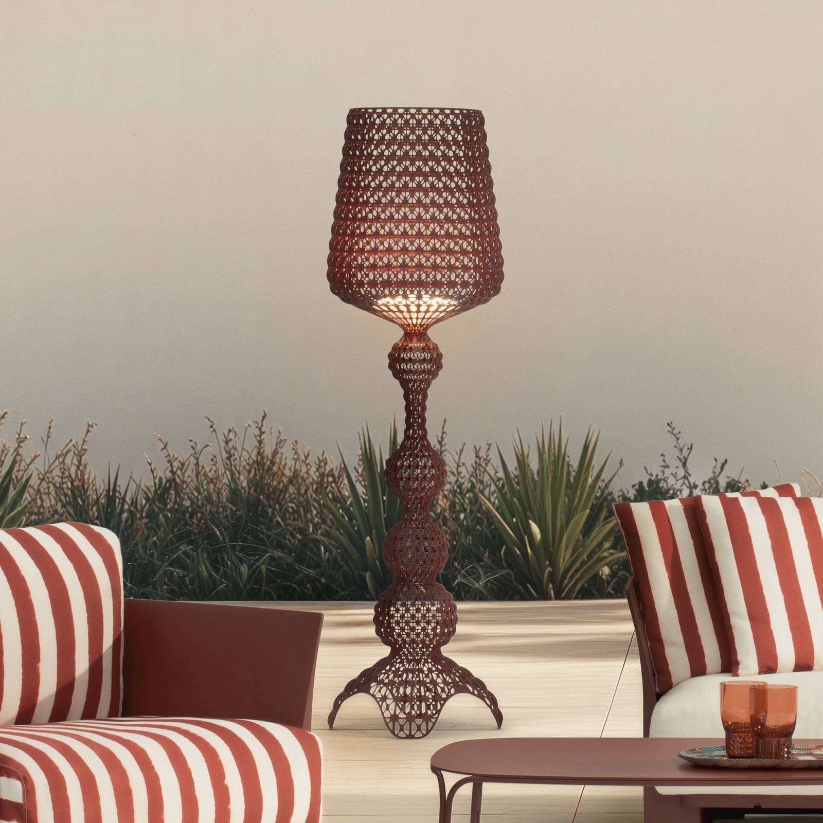 Kartell LED vonkajšia lampa Kabuki, červená, IP44, stmievateľné