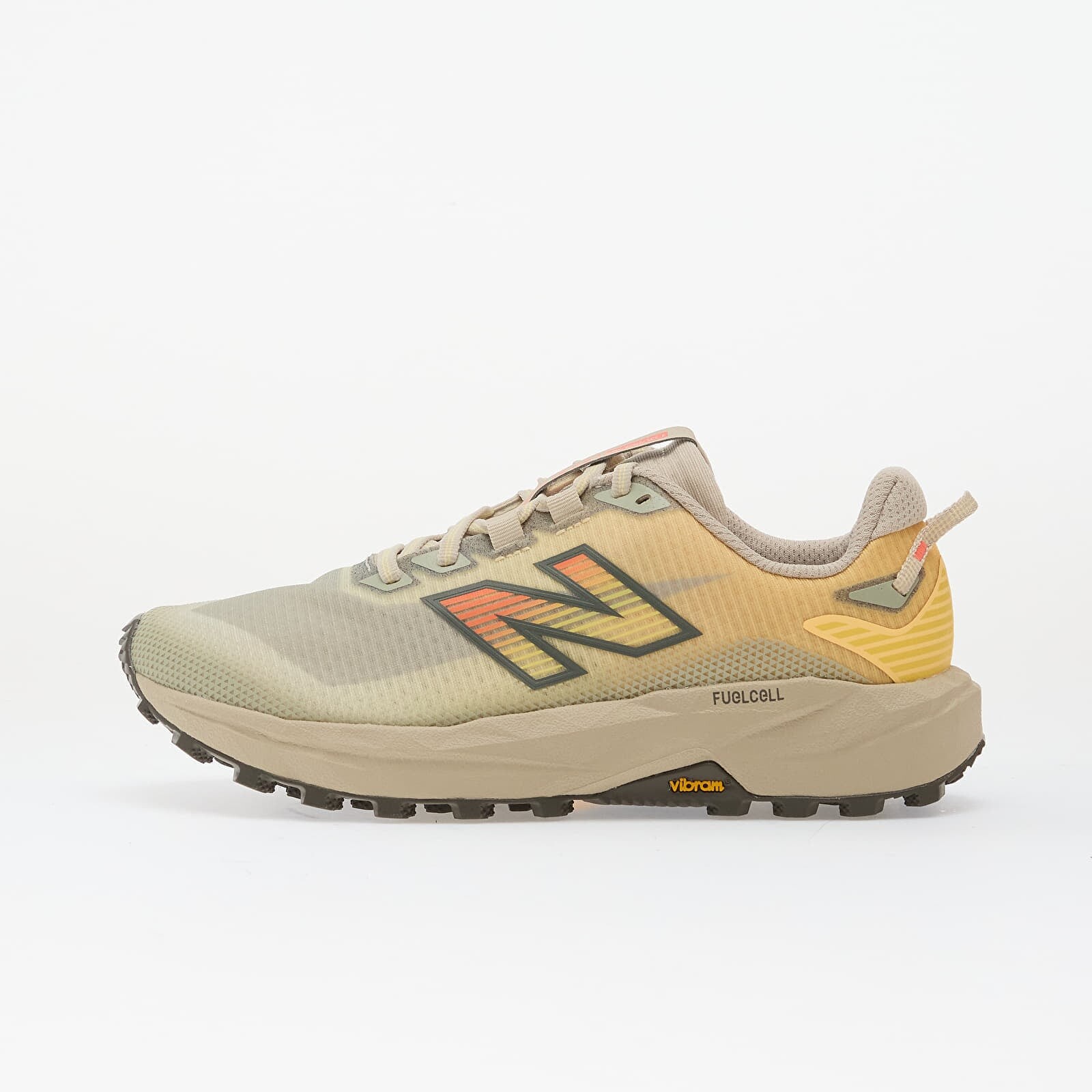 Tenisky New Balance FuelCell Rebel Trail White Peach/ Timberwolf EUR 37