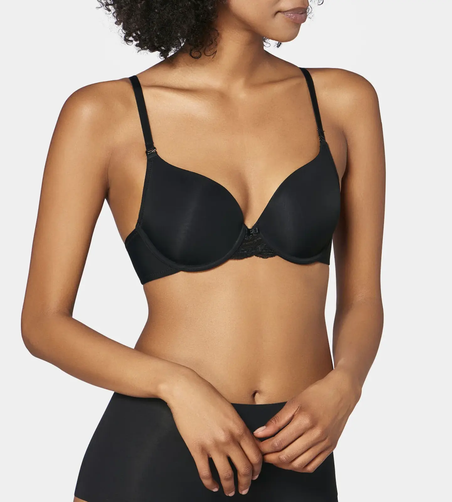 Dámska podprsenka Lovely Micro WHPM čierna - Triumph BLACK 80C