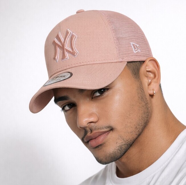šiltovka New Era 940 Af Trucker Outline cap MLB NY Yankees Pink - UNI