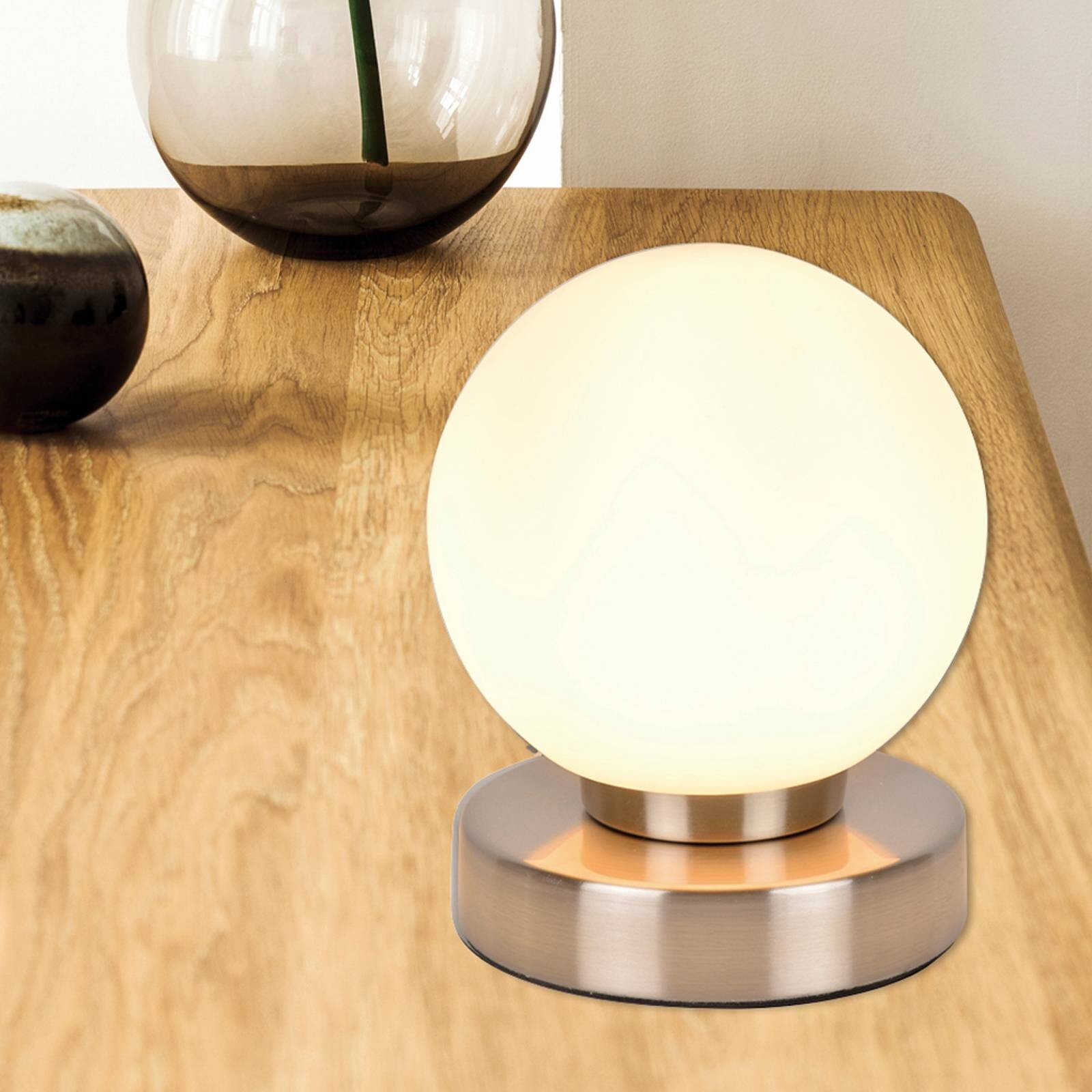 Stolová lampa Seventy, farba hliníka, výška 15 cm, kov/sklo