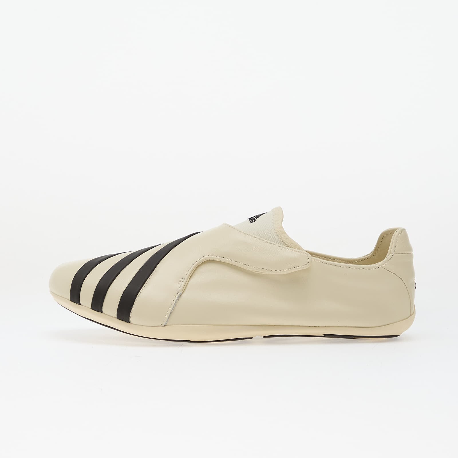 Tenisky adidas Virginia Vario Flat Earther By Pharrell Chalk White/ Core Black/ Chalk White EUR 40 2/3