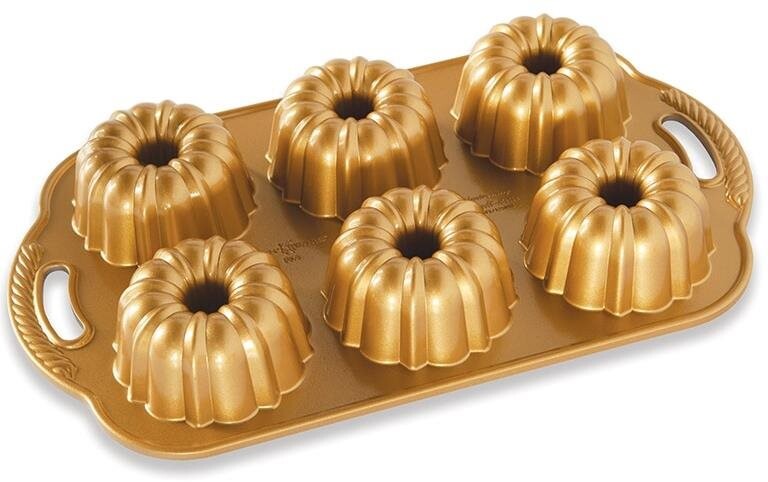 NORDIC WARE Kovový plát so šiestimi malými bábovkami ANNIVERSARY zlatý