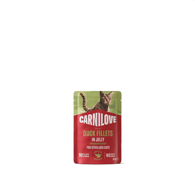 CARNILOVE Cat POUCH JELLY rich in Duck enriched with Catnip for Sterilised 85 g