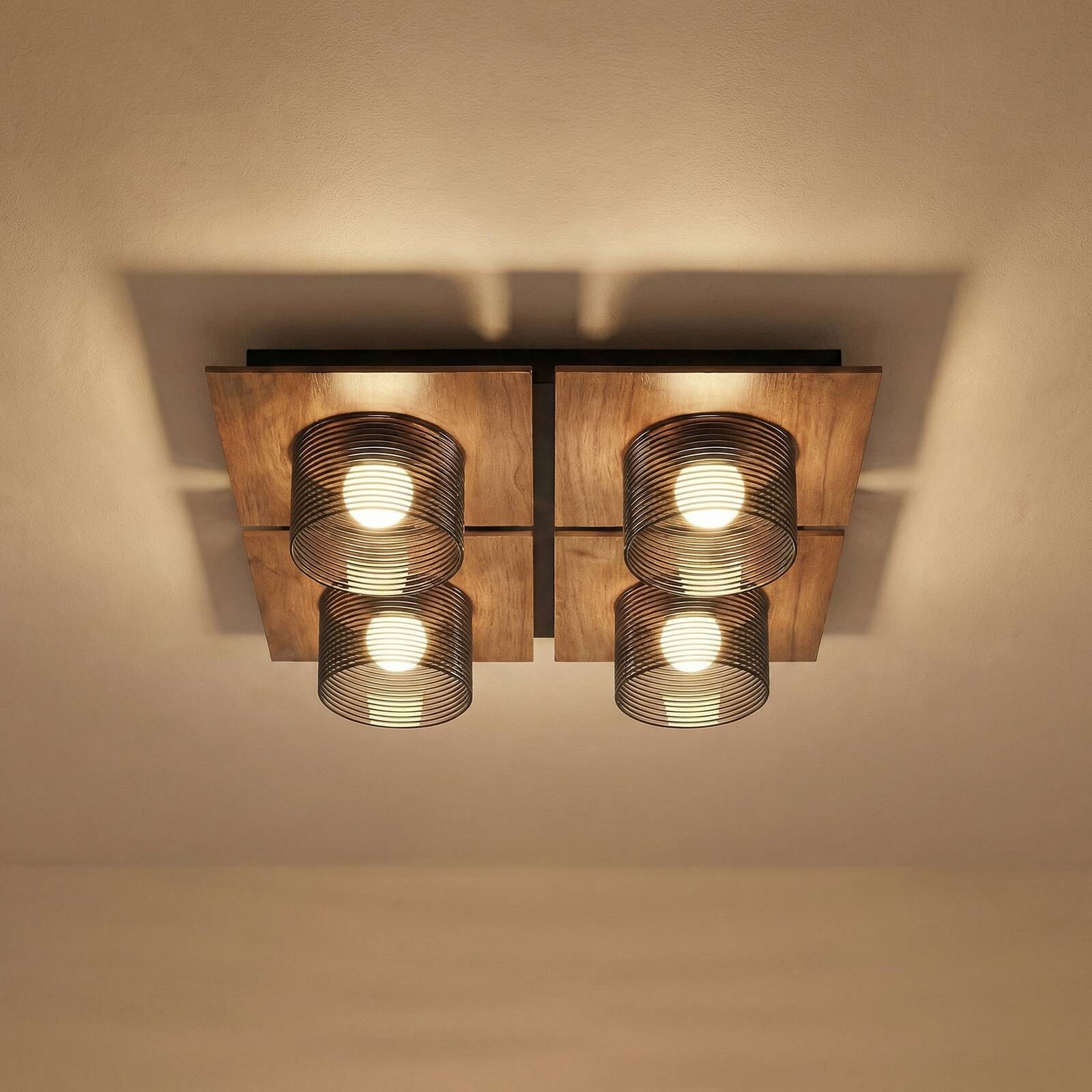 Stropné LED svetlo Lucande Eiko, 42 cm, orech/dymovo šedá, sklo